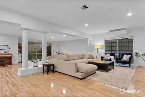 Property photo of 16 Bounty Way Berwick VIC 3806