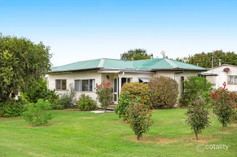 Property photo of 14 Banksia Street Killarney QLD 4373