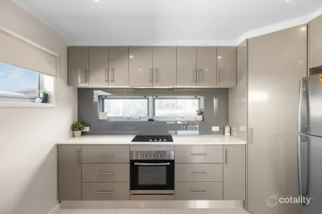 Property photo of 2/1A Stradbroke Crescent Surf Beach VIC 3922