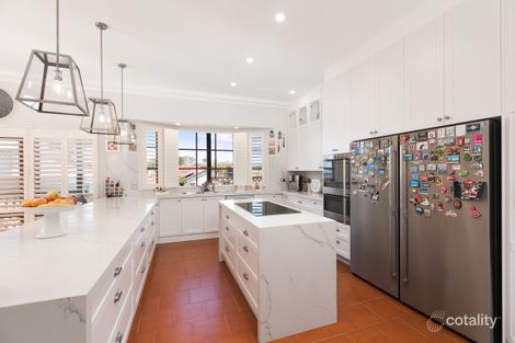 Property photo of 2B Muneela Place Yowie Bay NSW 2228