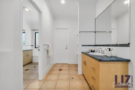 Property photo of 108 Fleming Road Chapel Hill QLD 4069