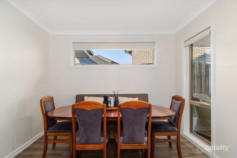 Property photo of 1/14 Bent Court Wantirna South VIC 3152