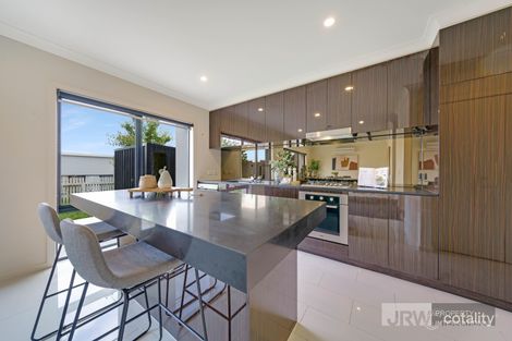 Property photo of 5 Amadeo Way Chirnside Park VIC 3116