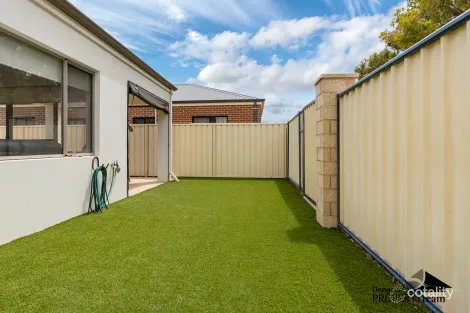 Property photo of 51 Damia Circle Port Denison WA 6525