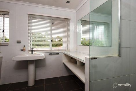 Property photo of 9 Arun Drive Arundel QLD 4214