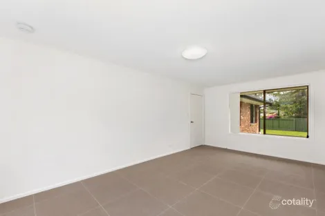 Property photo of 33 Bosun Parade Ashmore QLD 4214