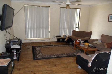 Property photo of 25 Elderberry Circle Halls Head WA 6210