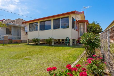 42 Bailey St, Woody Point, QLD 4019