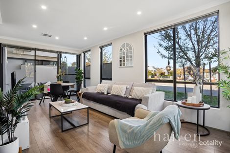 Property photo of 14 Fruin Loop Ellenbrook WA 6069