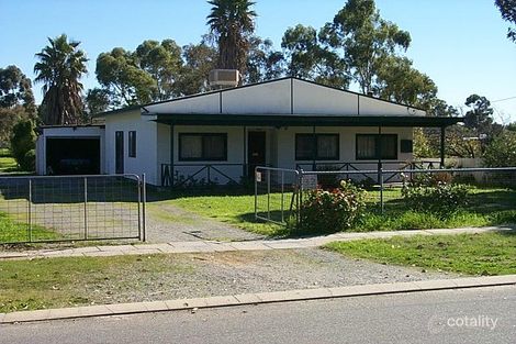32 Morley St, Maddington, WA 6109