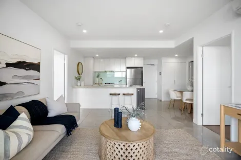 Property photo of 298/181 Clarence Road Indooroopilly QLD 4068