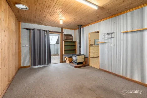 Property photo of 57 Colin Street Loxton SA 5333