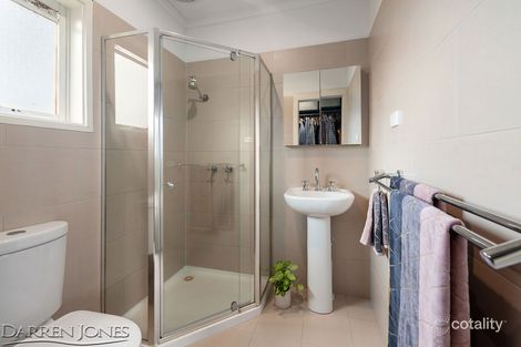 Property photo of 61 Corowa Crescent Greensborough VIC 3088