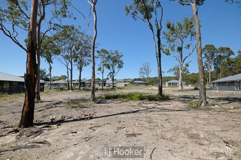 Property photo of 32 Fred Avery Drive Buttaba NSW 2283
