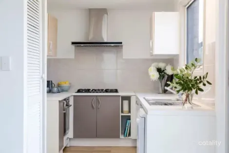 Property photo of 31 Hub Drive Aberfoyle Park SA 5159