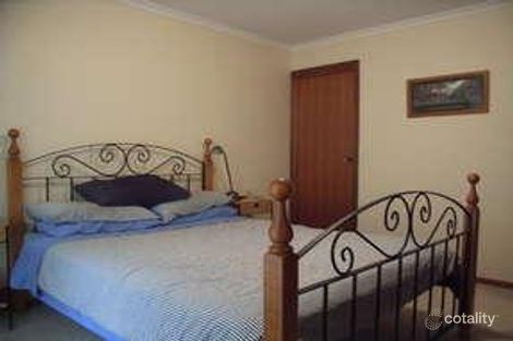 Property photo of 1 Bishop Court Wynn Vale SA 5127