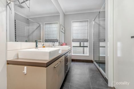Property photo of 14 Grenache Street Point Cook VIC 3030