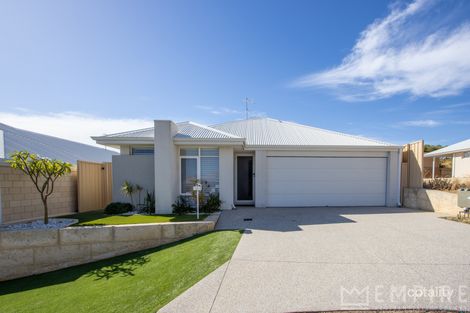 17 Rakitno Cl, Lake Coogee, WA 6166