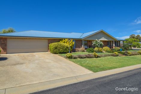 Property photo of 6 Settlers Place Young NSW 2594