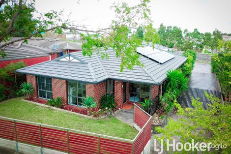 Property photo of 3 Hedgeley Drive Berwick VIC 3806