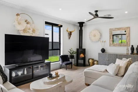 Property photo of 14 Darley Road Mount Barker SA 5251