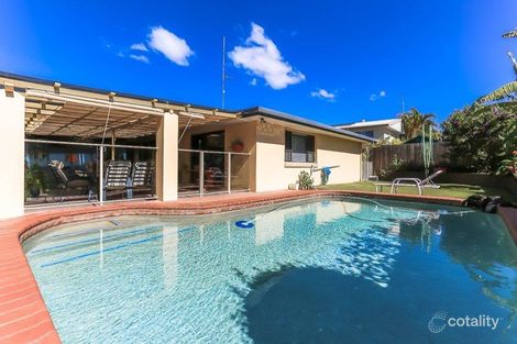 18 Tombarra St, Mooloolaba, QLD 4557