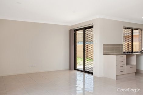 16 Shepherdson St, Dakabin, QLD 4503