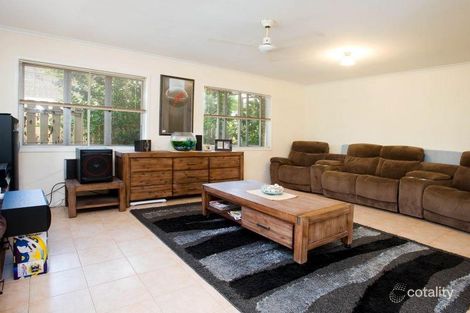 36 Broadwater St, Runaway Bay, QLD 4216