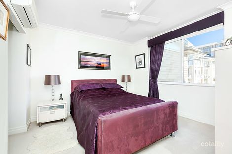 Property photo of 306/10 Peninsula Drive Breakfast Point NSW 2137