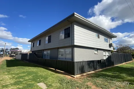 2/12 Mingelo St, Narromine, NSW 2821