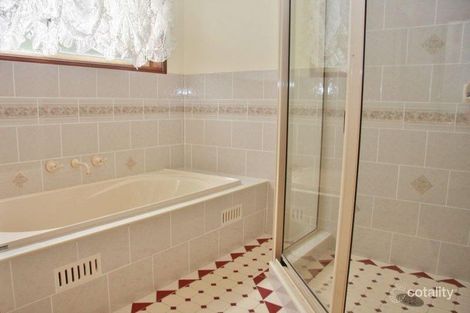 Property photo of 26 Jagoe Drive Kelso NSW 2795