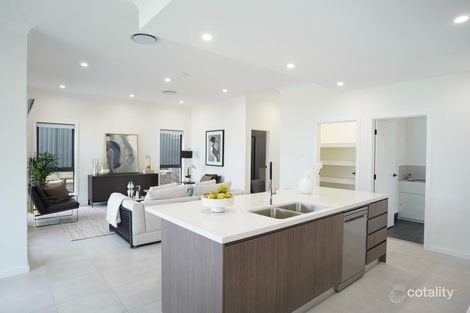 18 Felsite Cres, Rouse Hill, NSW 2155