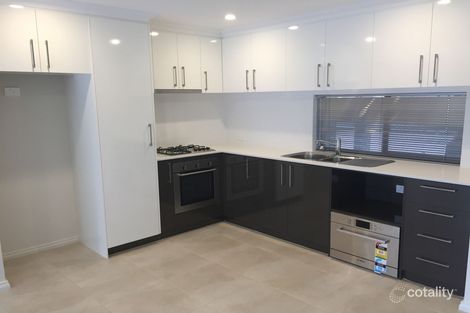 8/233 Wharf St, Queens Park, WA 6107