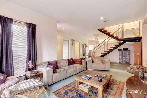 Property photo of 10 Ambridge Grove Sydenham VIC 3037