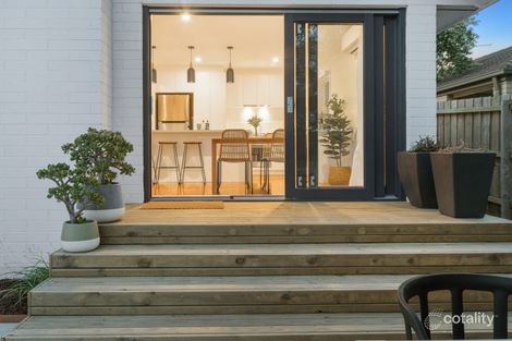 Property photo of 24 Stradbroke Avenue Frankston South VIC 3199