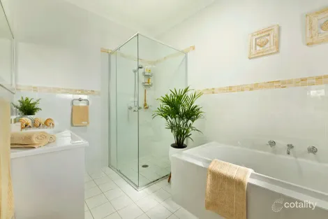 Property photo of 18 Fermoy Avenue Bayview NSW 2104