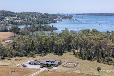 Property photo of 201 Bowens Jetty Road Beaconsfield TAS 7270