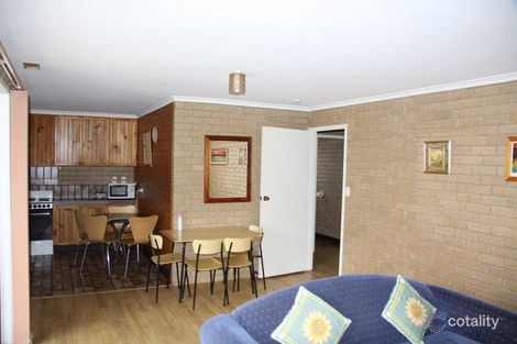 Property photo of 4/66-68 Coates Road Lakes Entrance VIC 3909