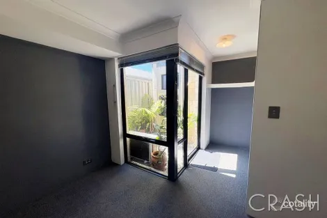 Property photo of 4 Impressa View Piara Waters WA 6112