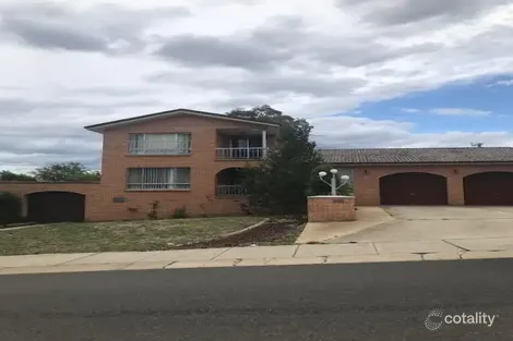 Property photo of 35 Cuthbert Circuit Wanniassa ACT 2903