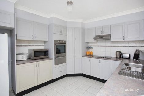 Property photo of 8 Kallawatta Grove McGraths Hill NSW 2756