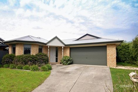 7 Rowena Pl, Mount Martha, VIC 3934