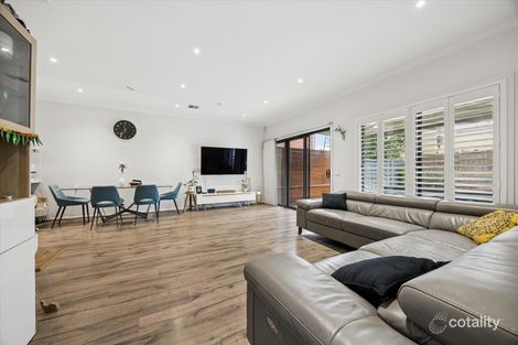 Property photo of 26 Cherryfield Drive Keysborough VIC 3173