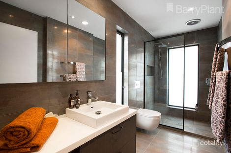 Property photo of 34 Strickland Drive Wheelers Hill VIC 3150