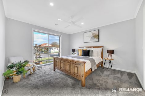 Property photo of 65 Featherhead Way Harkness VIC 3337