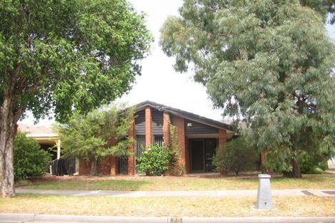 75 Hall Ave, Altona Meadows, VIC 3028