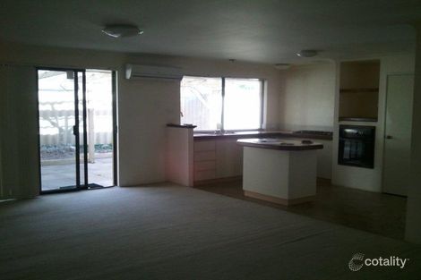 Property photo of 12 Tabubil Gardens Ballajura WA 6066