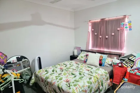 Property photo of 4 Fifth Close Bowen QLD 4805