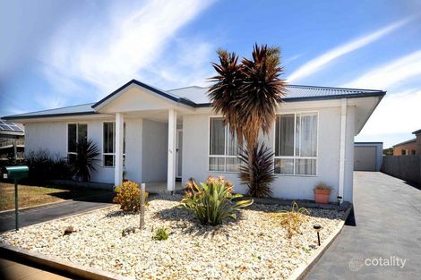 66 Pearl Bay Passage, St Leonards, VIC 3223