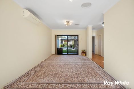 Property photo of 48 Pelargonium Crescent Macquarie Fields NSW 2564